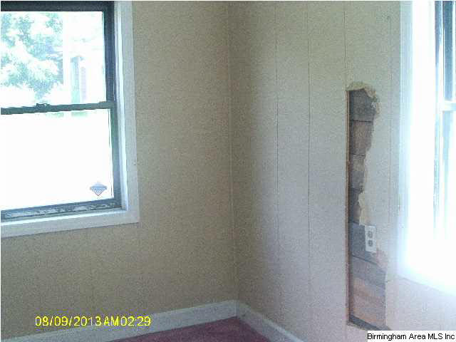 608 26th Street Southwest Birmingham, AL 35211 - Photo 2 of 9