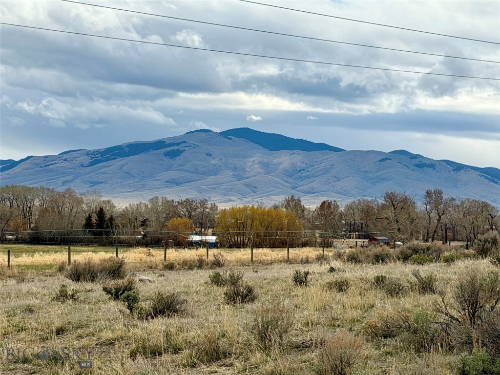 3021 Big Horn Road Divide, MT 59727 - Photo 18 of 38 Gallery Image 18