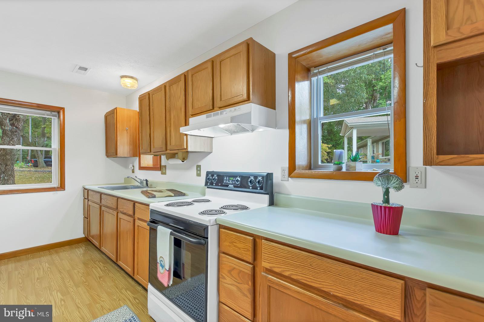 1289 Hollidge Road Lusby, MD 20657 - Photo 8 of 47 Kitchen