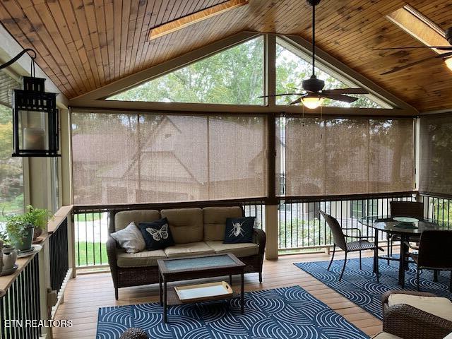 205 Inata Lane Loudon, TN 37774 - Photo 4 of 57 IMG_0888