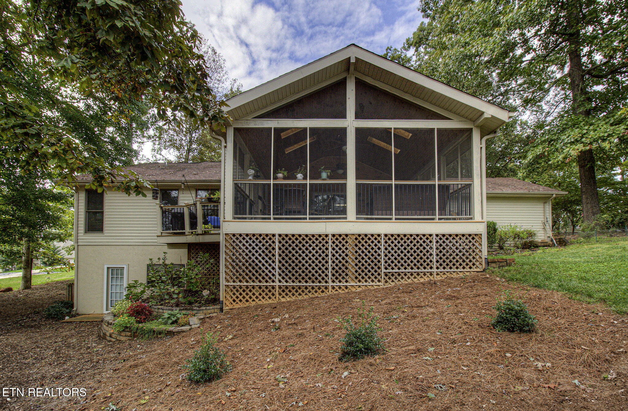 205 Inata Lane Loudon, TN 37774 - Photo 49 of 57 IMG_6936