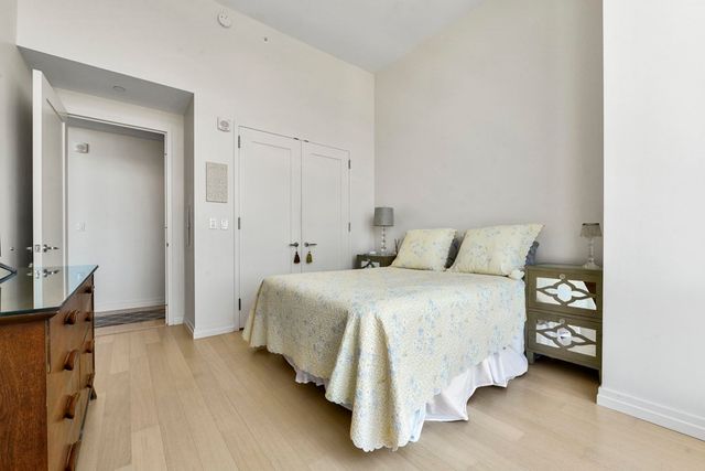 $1,475,000 | 1 Franklin Street, Unit 2212, Boston, MA 02110