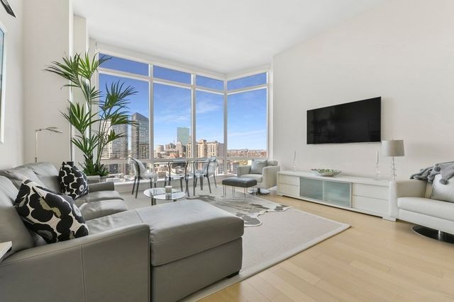$1,475,000 | 1 Franklin Street, Unit 2212, Boston, MA 02110