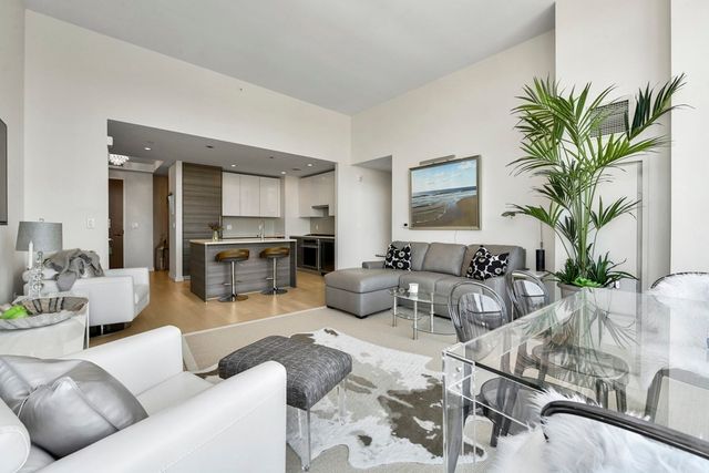 $1,475,000 | 1 Franklin Street, Unit 2212, Boston, MA 02110