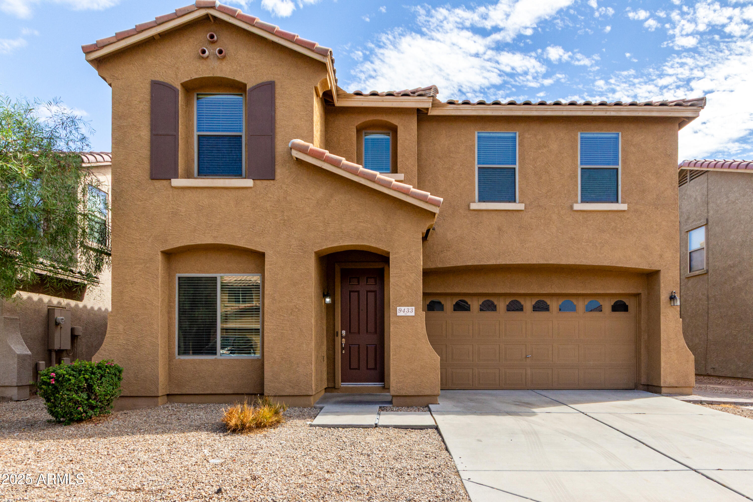 9433 West Jamestown Road Phoenix, AZ 85037 - Photo 1 of 43 02 Jamestown