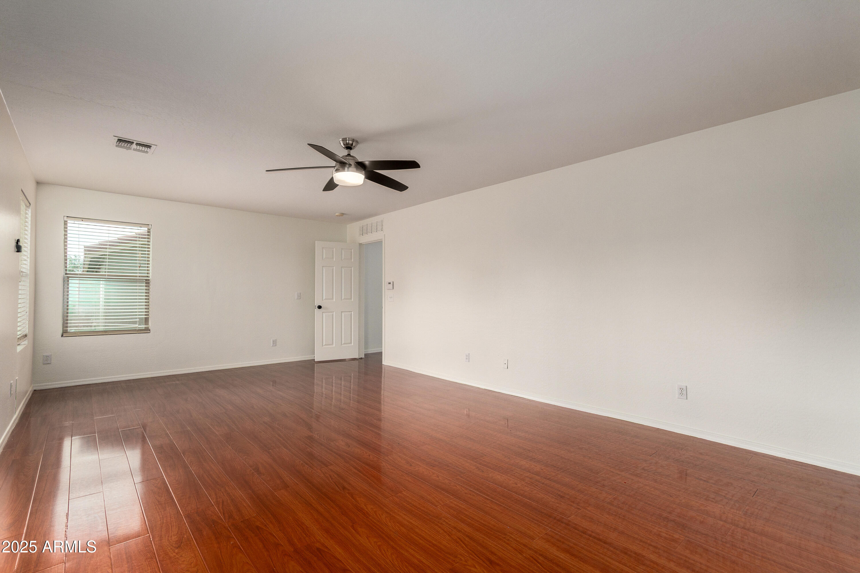 9433 West Jamestown Road Phoenix, AZ 85037 - Photo 22 of 43 22 Jamestown