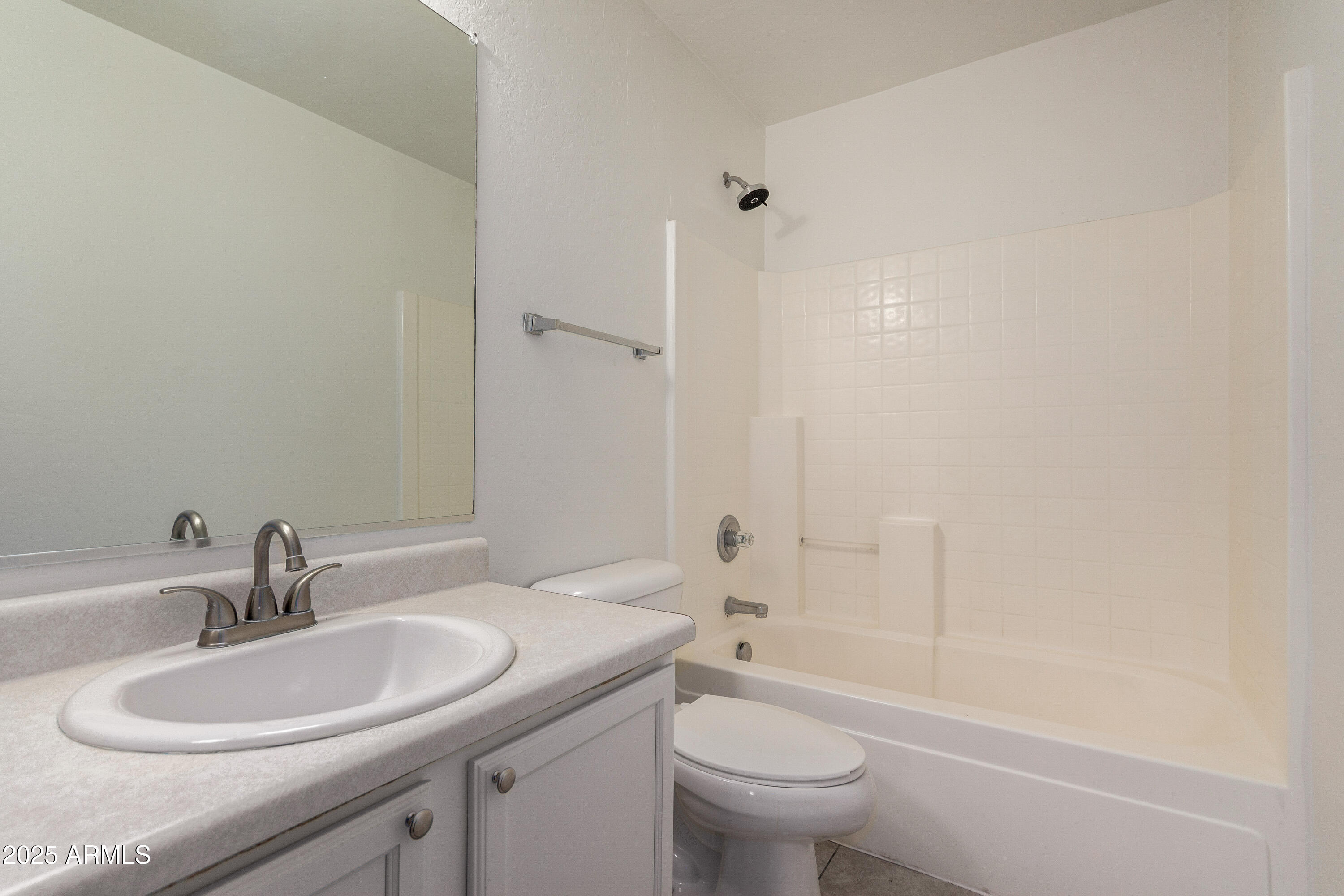 9433 West Jamestown Road Phoenix, AZ 85037 - Photo 30 of 43 28 Jamestown