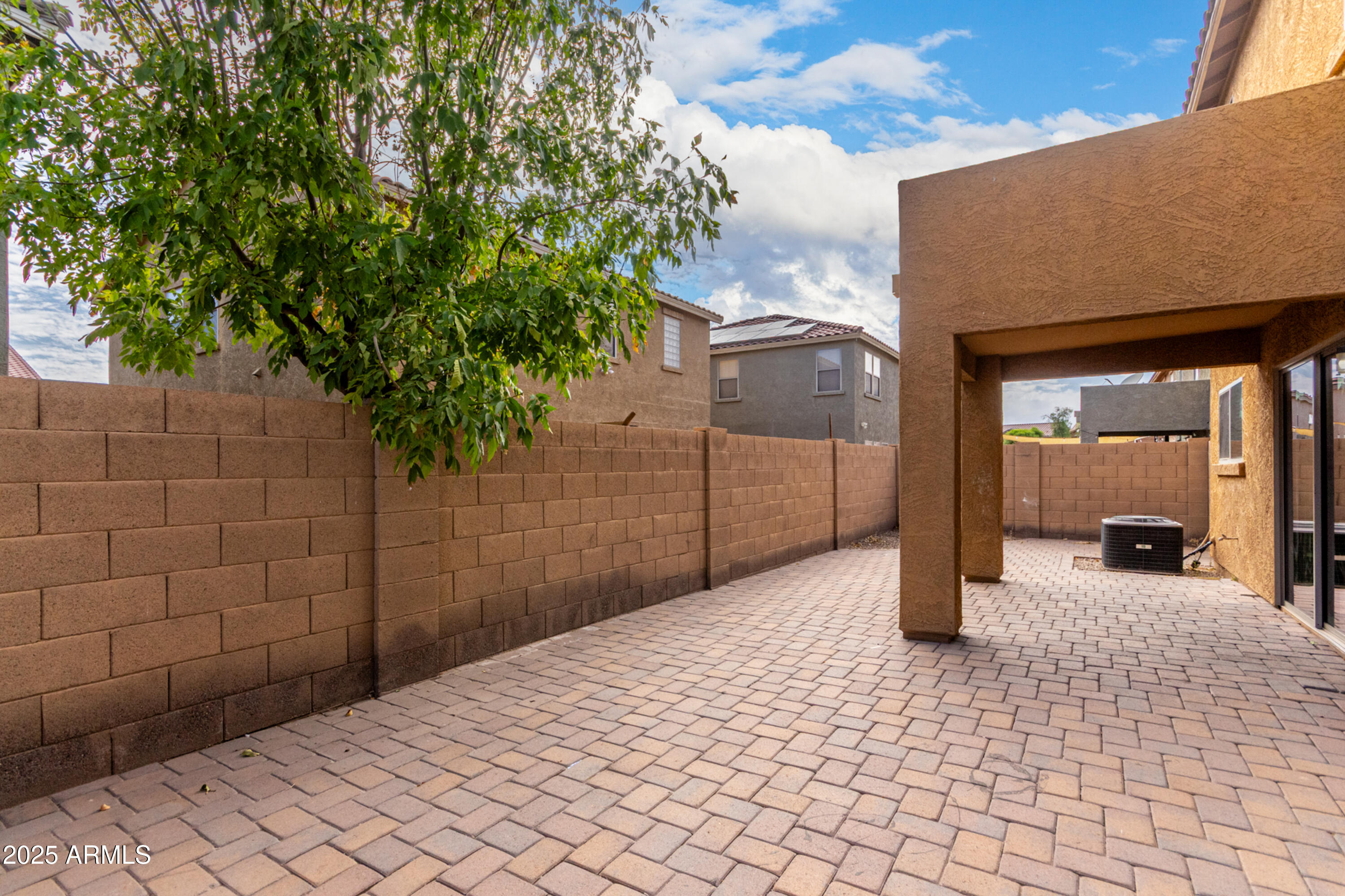 9433 West Jamestown Road Phoenix, AZ 85037 - Photo 43 of 43 40 Jamestown