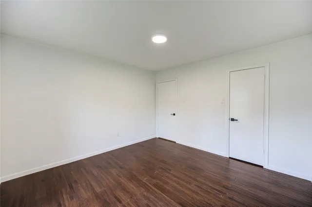 $2,600 | 5930 Miller Valley Drive, Houston, TX 77066