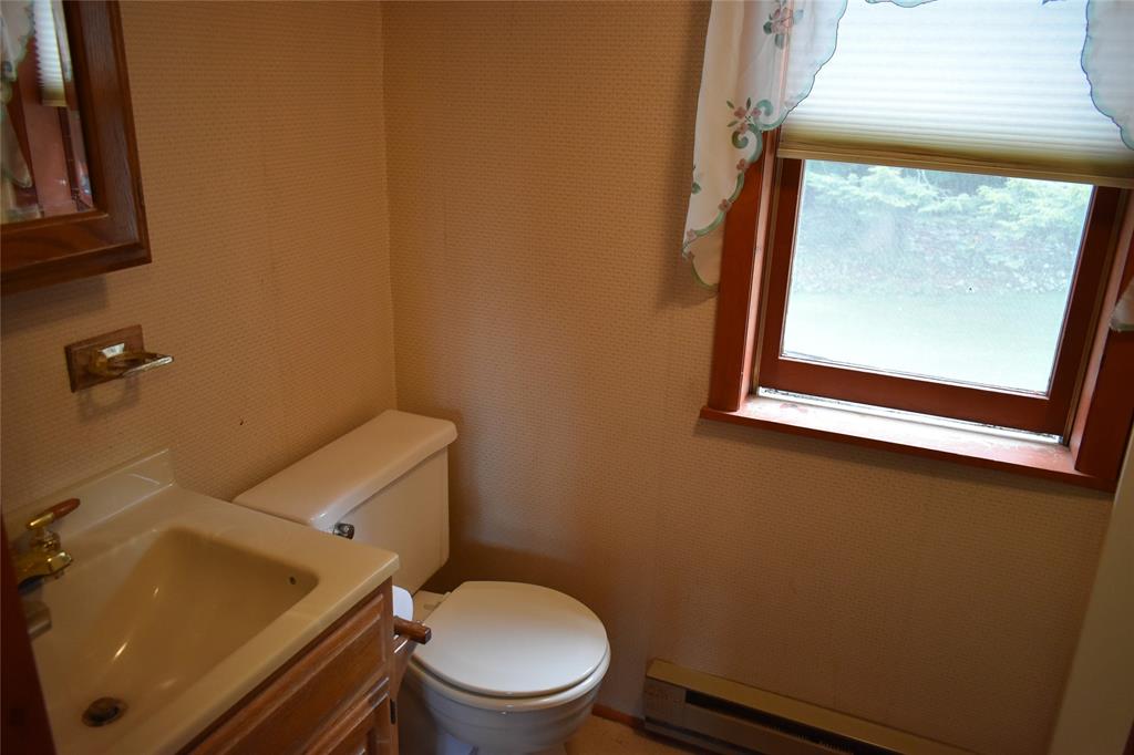 266 Baker Road Dimock, PA 18816 - Photo 4 of 38