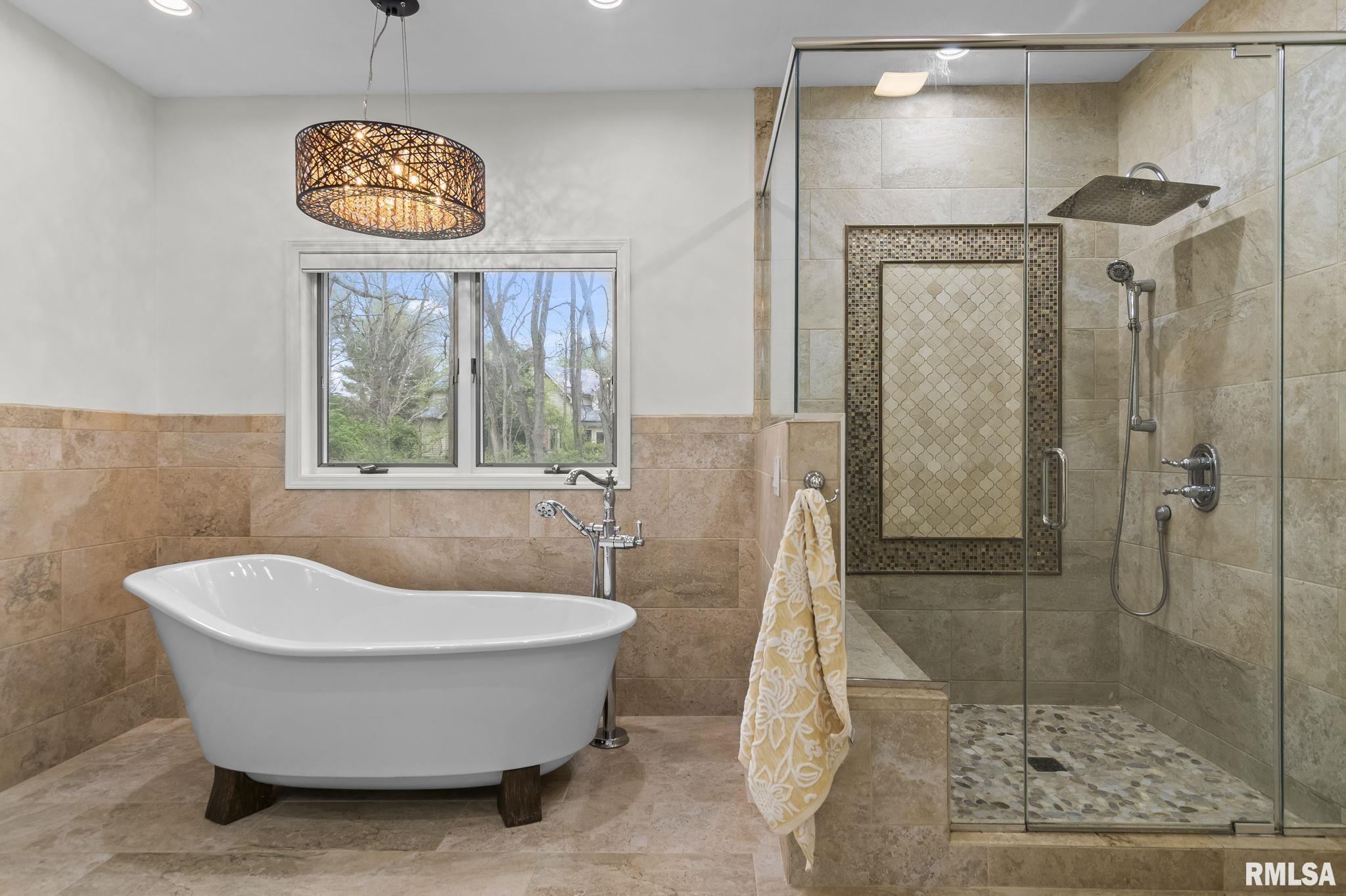 804 Fairfax Court Springfield, IL 62702 - Photo 23 of 71 Gallery Image 23