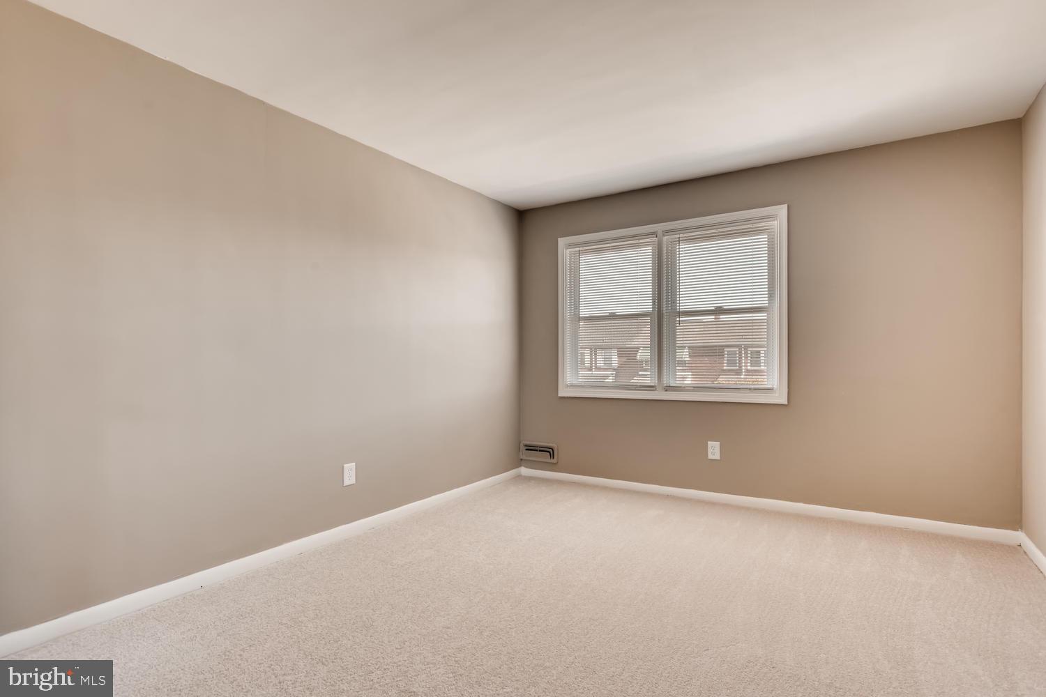 1706 Stokesley Road Dundalk, MD 21222 - Photo 12 of 28