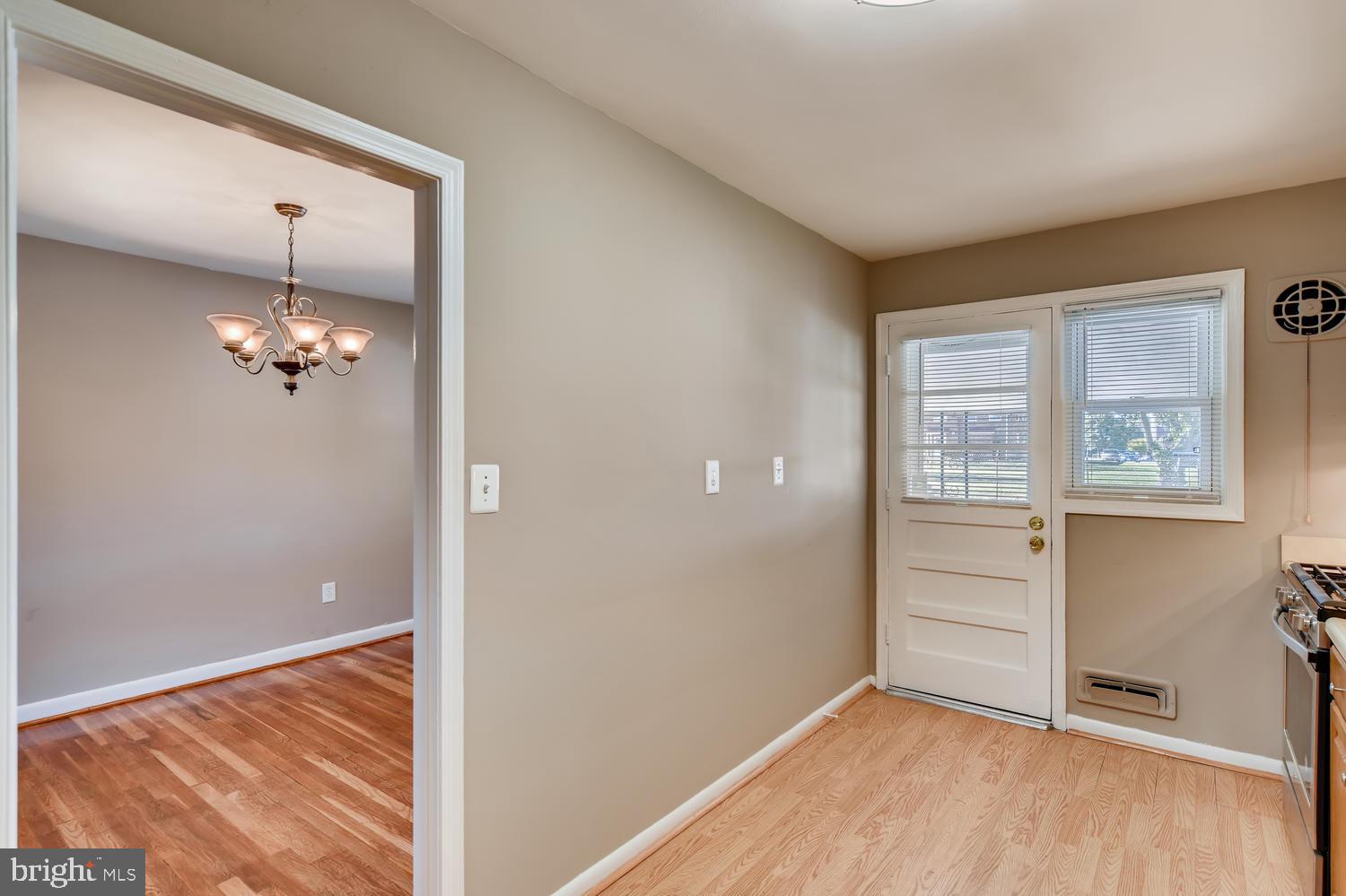 1706 Stokesley Road Dundalk, MD 21222 - Photo 7 of 28