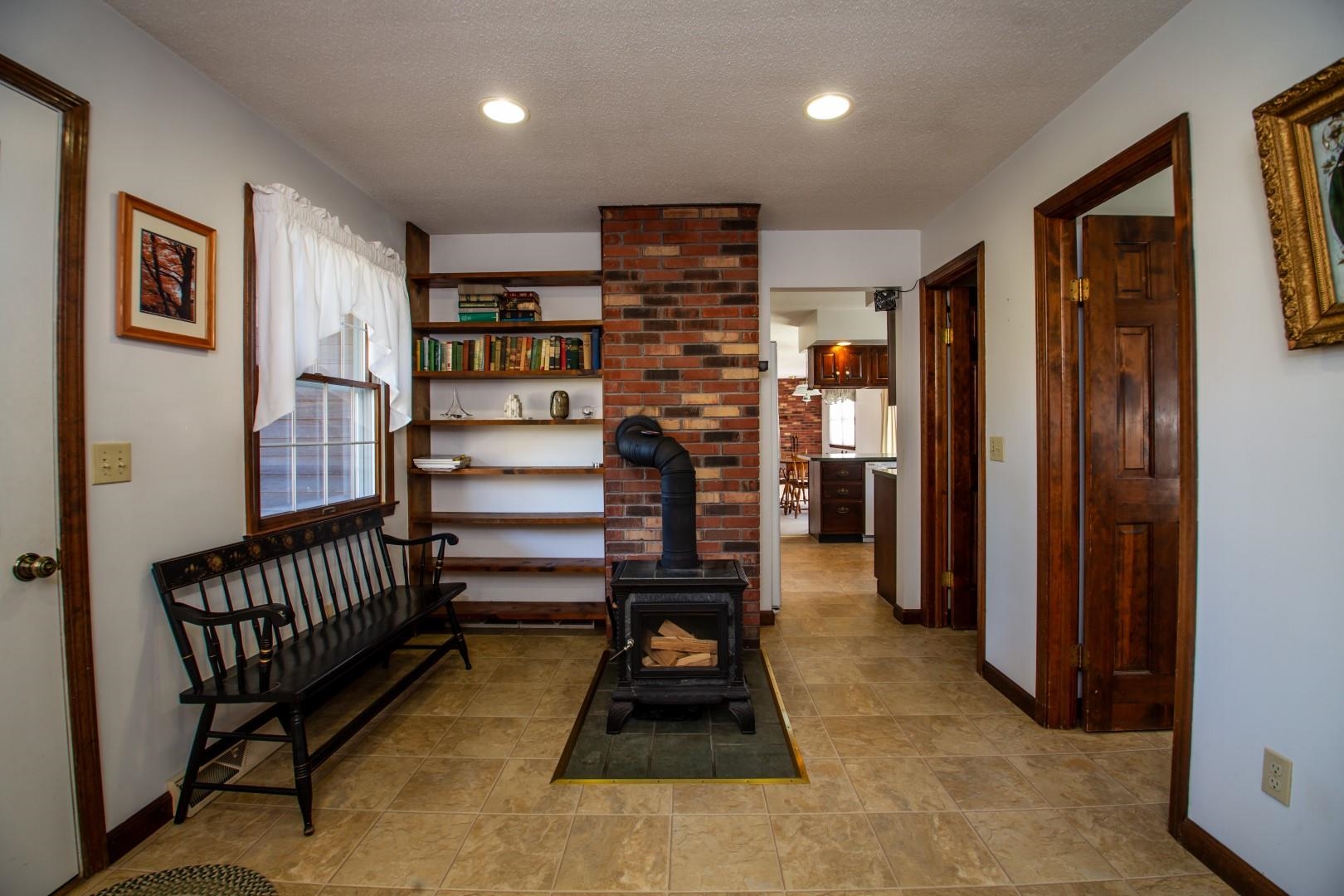 418 Barstow Road Shelburne, VT 05482 - Photo 14 of 40