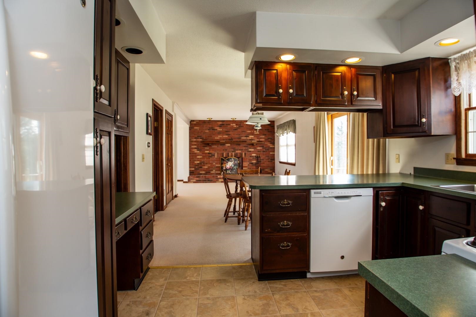 418 Barstow Road Shelburne, VT 05482 - Photo 10 of 40