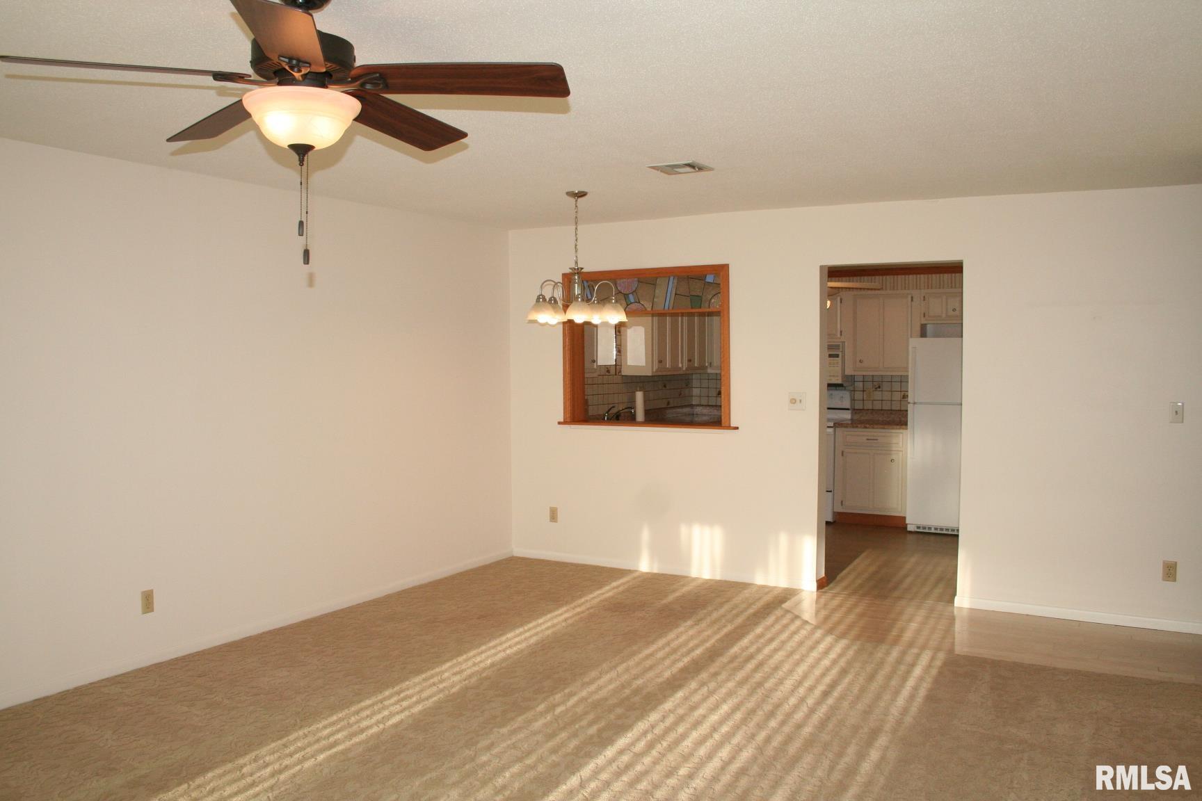 1360 Kimberly Ridge Road, Unit 109 Bettendorf, IA 52722 - Photo 5 of 12 Gallery Image 5