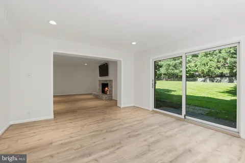 $2,850,000 | 7009 Loch Lomond Drive, Bethesda, MD 20817