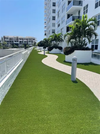 $365,000 | 3015 North Ocean Boulevard, Unit 18J, Fort Lauderdale, FL 33308