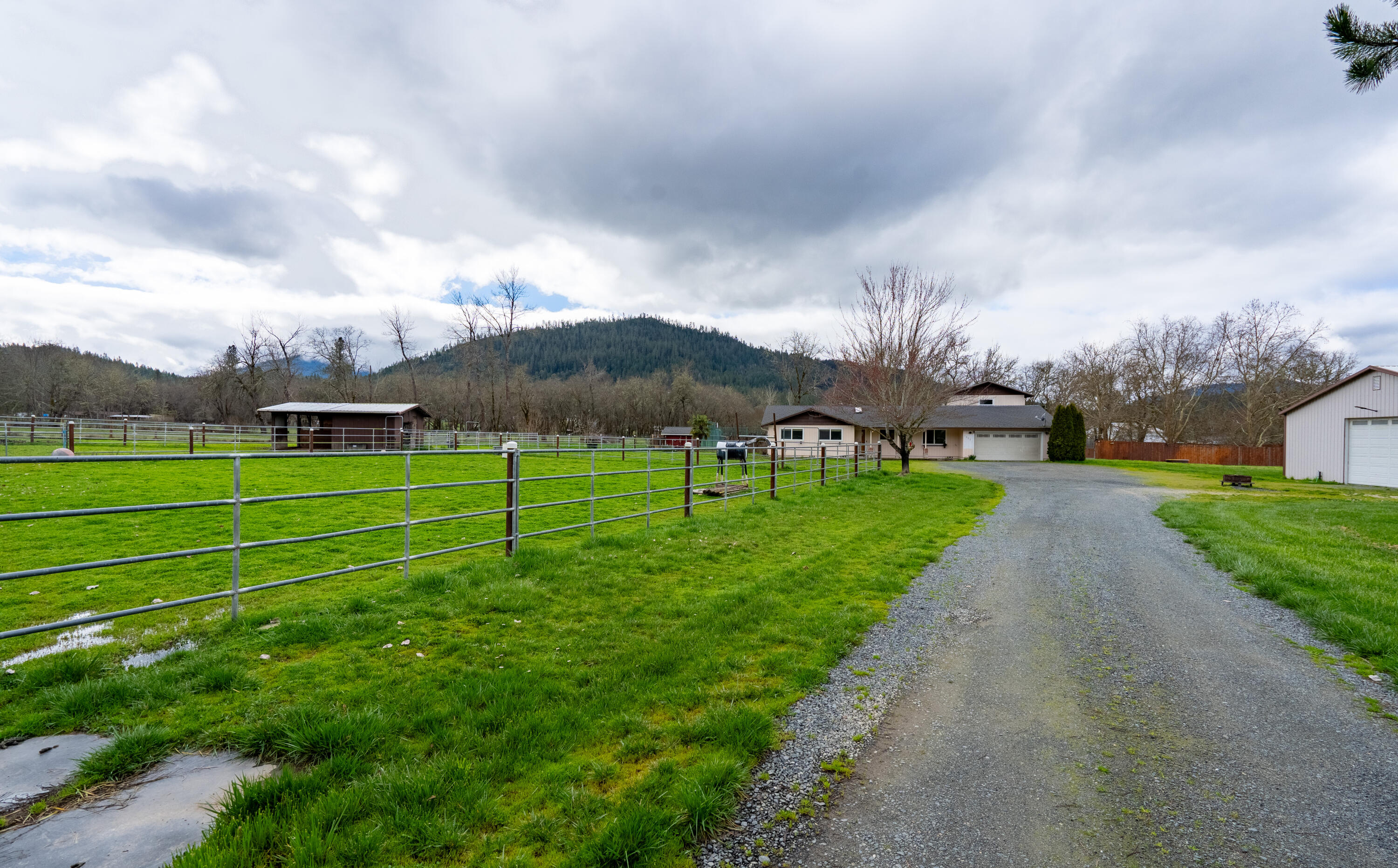 2453 Stringer Gap Road Grants Pass, OR 97527 - Photo 91 of 95