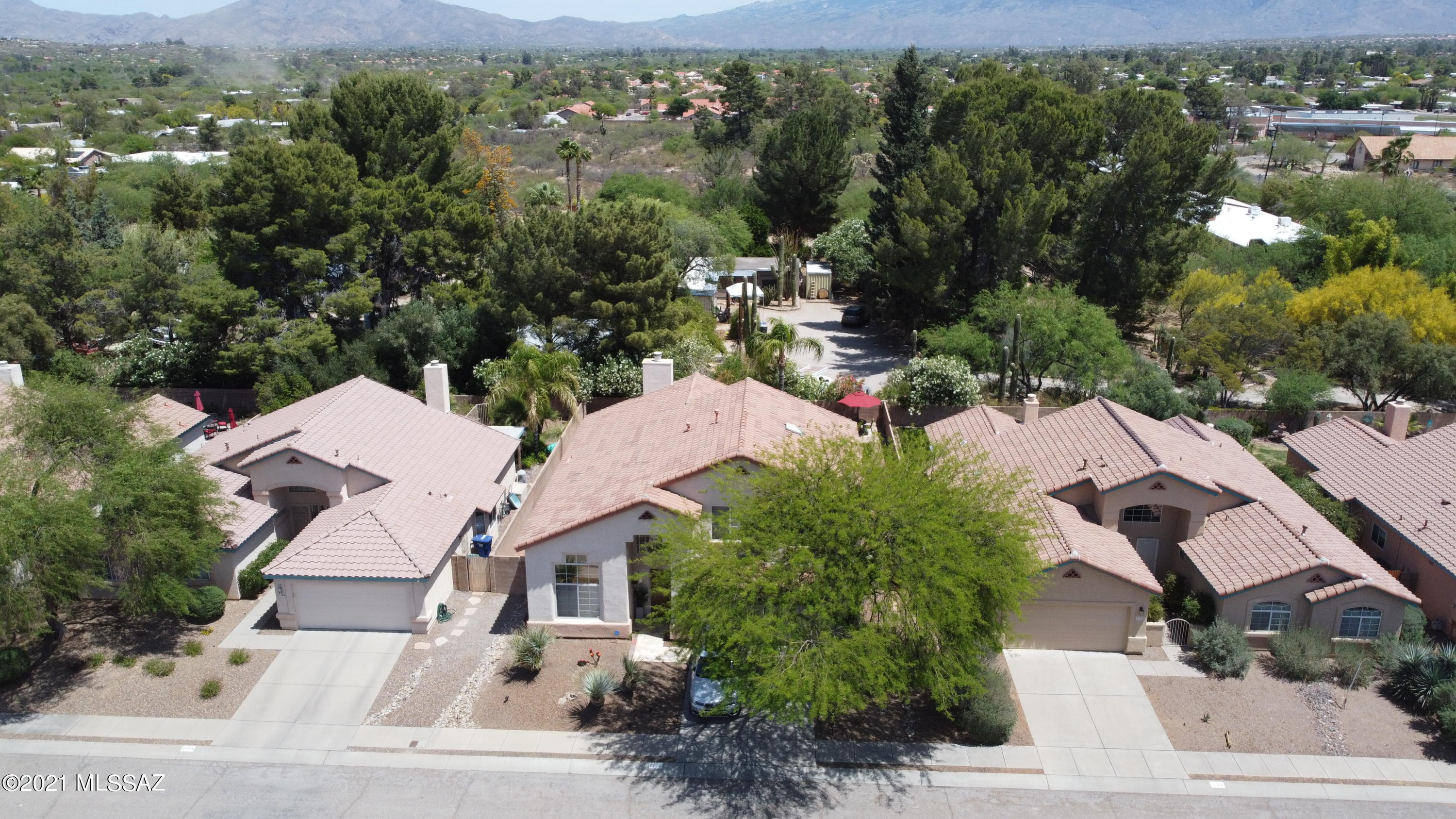 1734 North Sandstone Ridge Drive Tucson, AZ 85715 - Photo 24 of 30