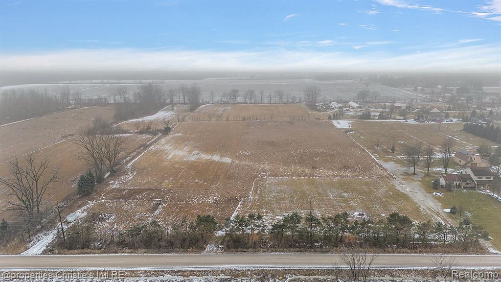 54651 Chesterfield Road Chesterfield, MI 48051 - Photo 1 of 10