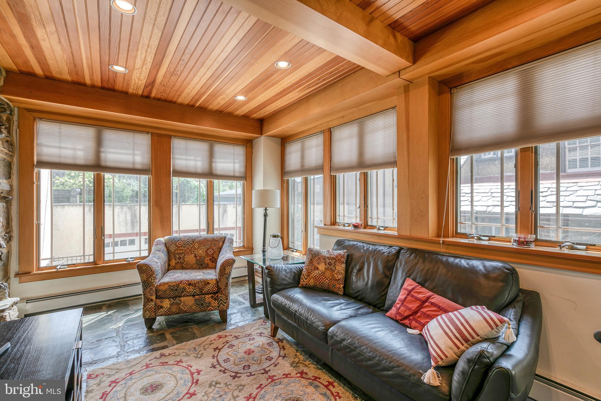 32 Hilltop Road Philadelphia, PA 19118 - Photo 11 of 57