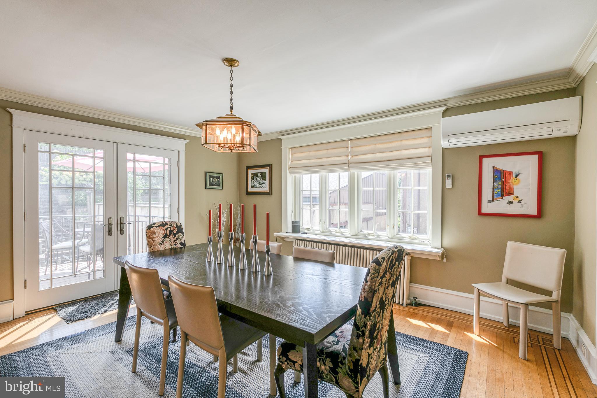 32 Hilltop Road Philadelphia, PA 19118 - Photo 13 of 57