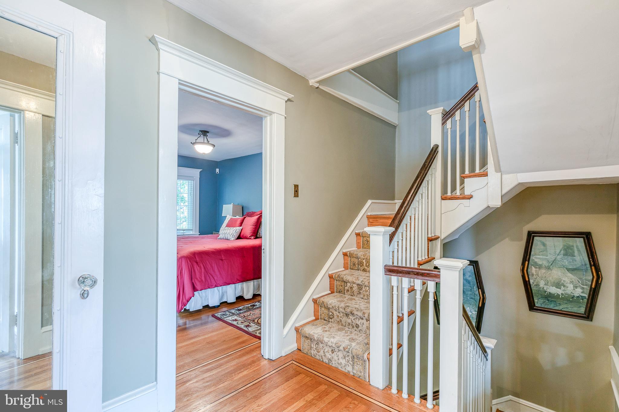 32 Hilltop Road Philadelphia, PA 19118 - Photo 30 of 57