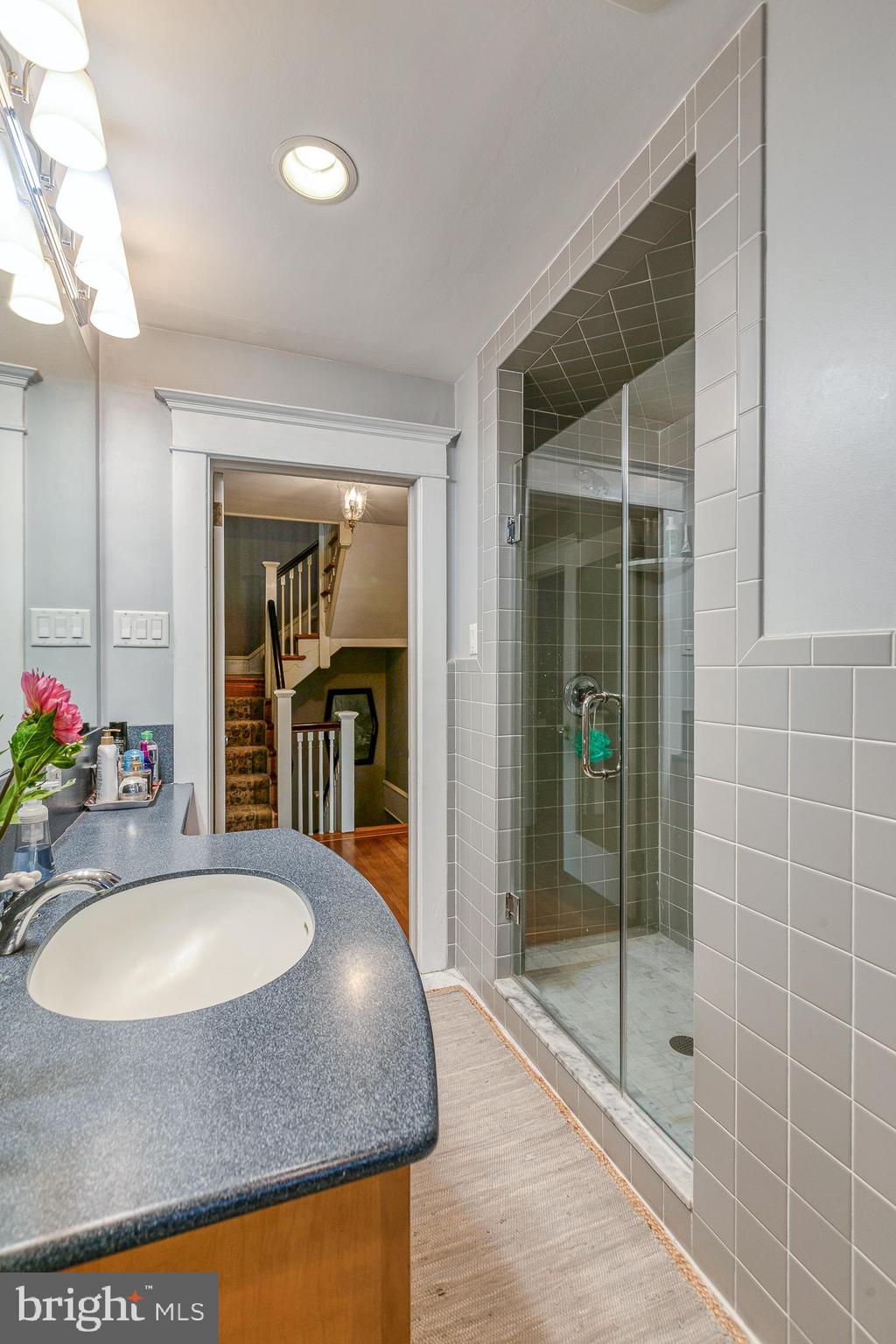 32 Hilltop Road Philadelphia, PA 19118 - Photo 33 of 57