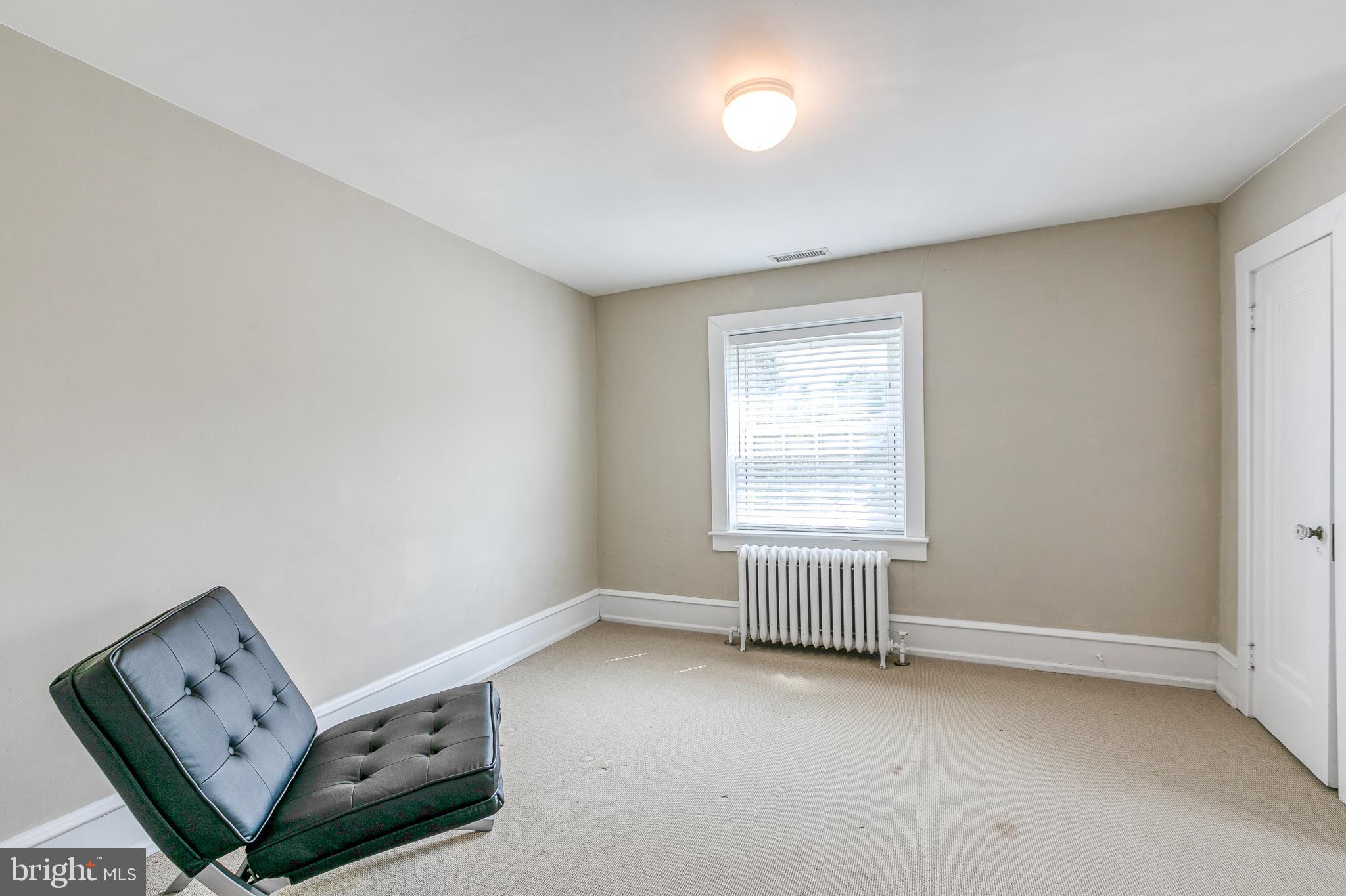 32 Hilltop Road Philadelphia, PA 19118 - Photo 41 of 57