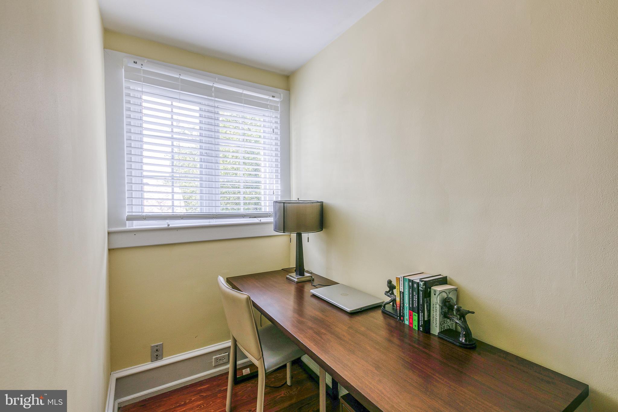 32 Hilltop Road Philadelphia, PA 19118 - Photo 47 of 57