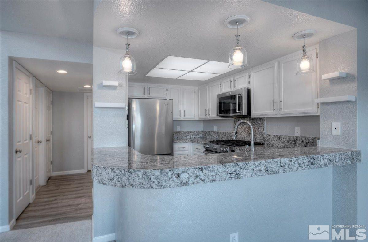 3193 Wedgewood Court Reno, NV 89509 - Photo 4 of 31 Photo 4