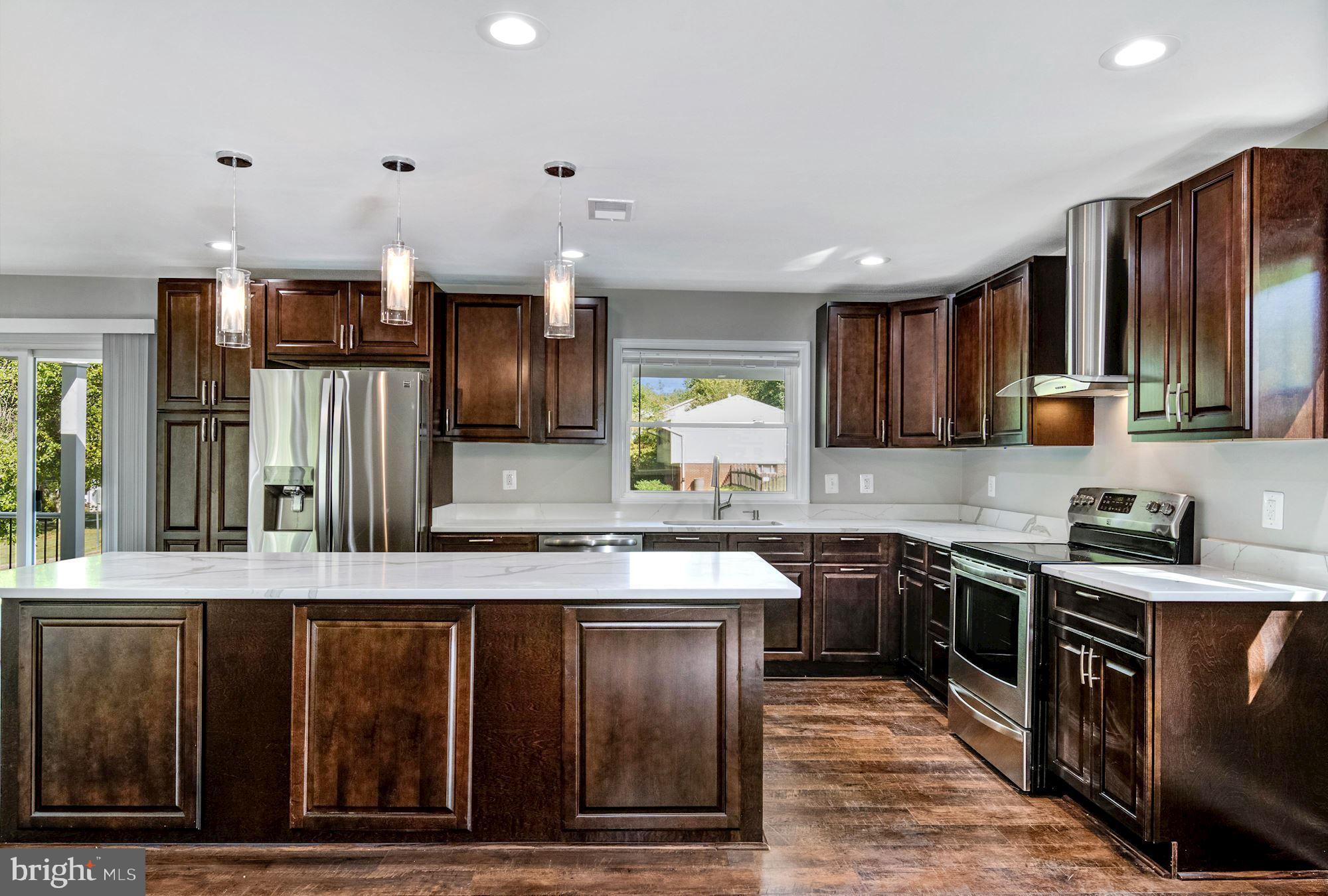 6703 Greendale Road Alexandria, VA 22310 - Photo 10 of 43 Gallery Image 10