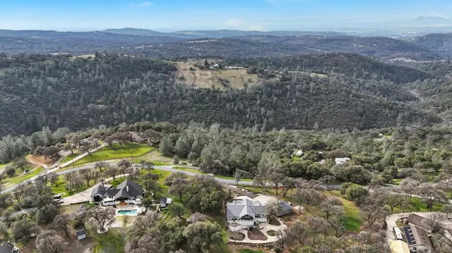 $975,000 | 20626 Wildwood W Drive, Penn Valley, CA 95946