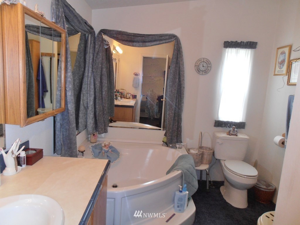 18737 Citrus Street Southwest Rochester, WA 98579 - Photo 10 of 16