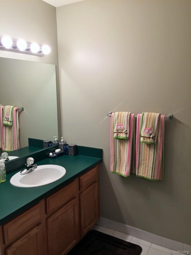 1748 Tamm Avenue Rochester, MI 48309 - Photo 32 of 46 IMG_3327 (2).jpg