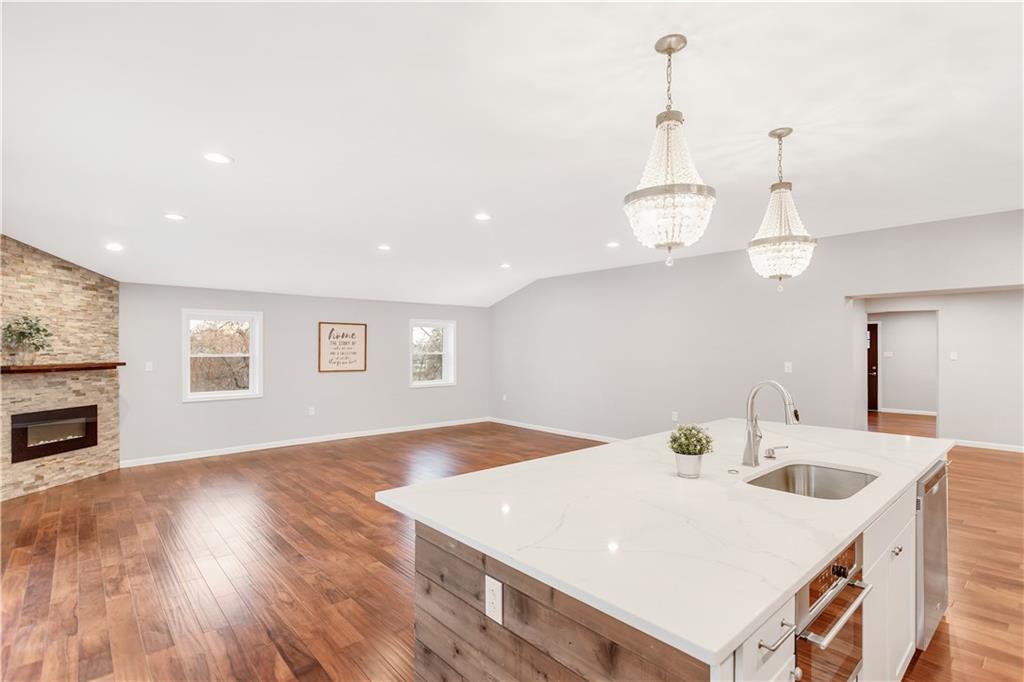 9549 Harding Road Pittsburgh, PA 15237 - Photo 9 of 23