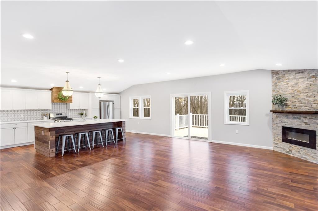 9549 Harding Road Pittsburgh, PA 15237 - Photo 10 of 23