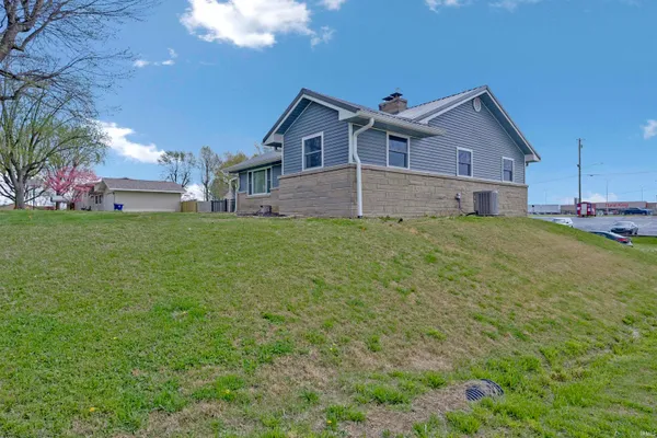 $219,900 | 2011 Glenwood Drive, Princeton, IN 47670
