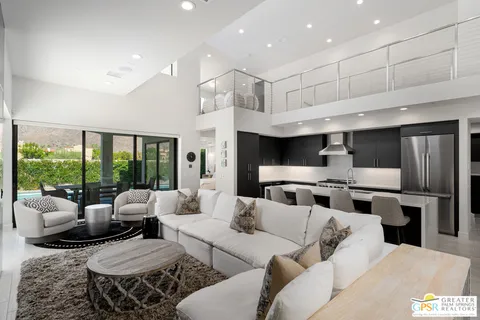 $1,680,000 | 217 Vista Terrace, Palm Springs, CA 92262