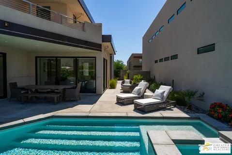 $1,680,000 | 217 Vista Terrace, Palm Springs, CA 92262