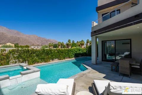 $1,680,000 | 217 Vista Terrace, Palm Springs, CA 92262