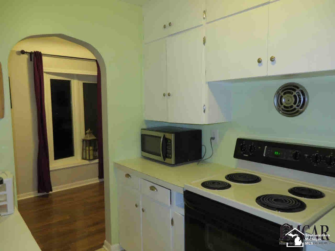 280 Ruff Drive Monroe, MI 48162 - Photo 5 of 21