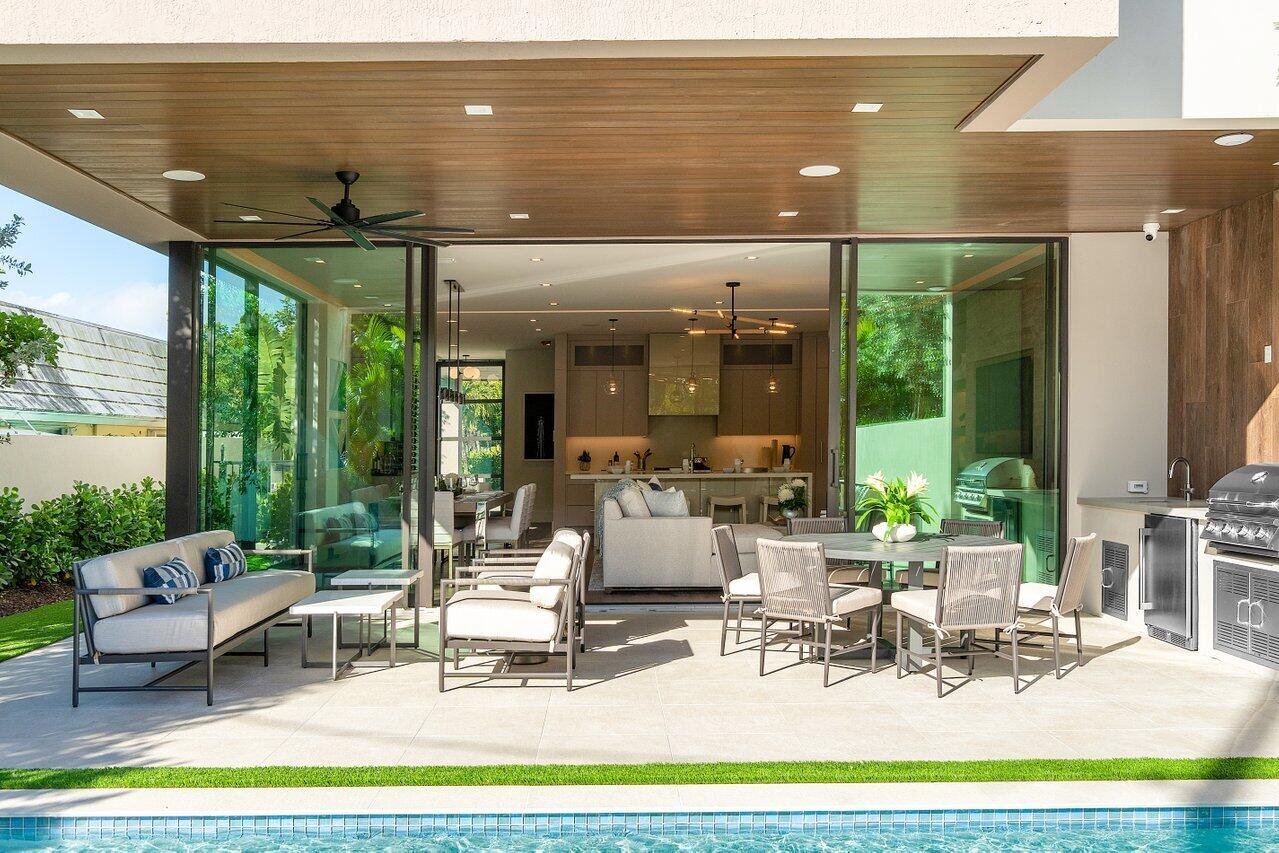 130 Northeast Wavecrest Way Boca Raton, FL 33432 - Photo 42 of 63 Previously Decorated Model