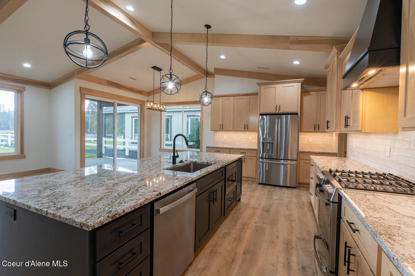 113 Backtrack Road Sandpoint, ID 83864 - Photo 8 of 32 kitchen