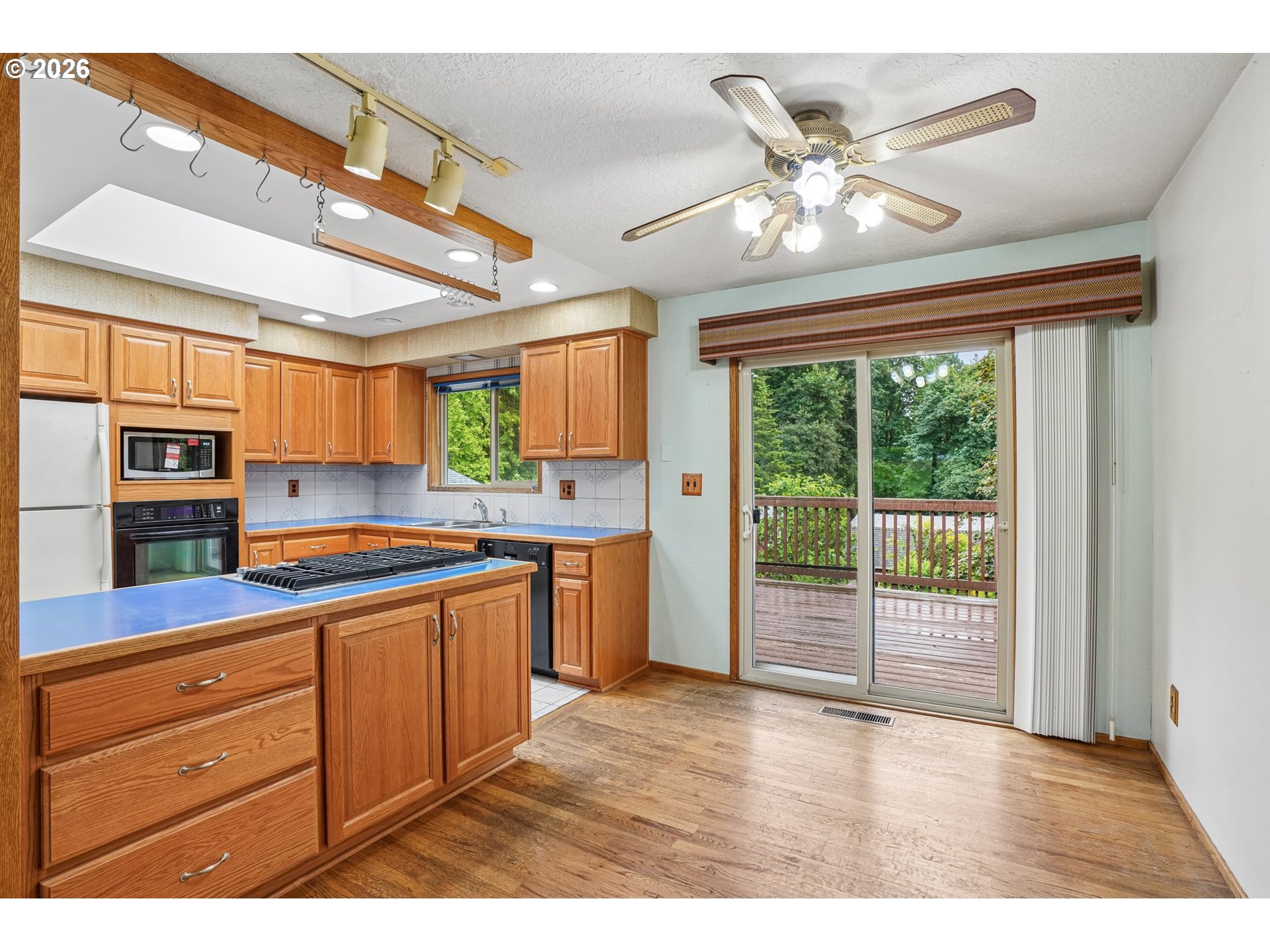 28450 Southeast KW Anderson Road Gresham, OR 97080 - Photo 8 of 48