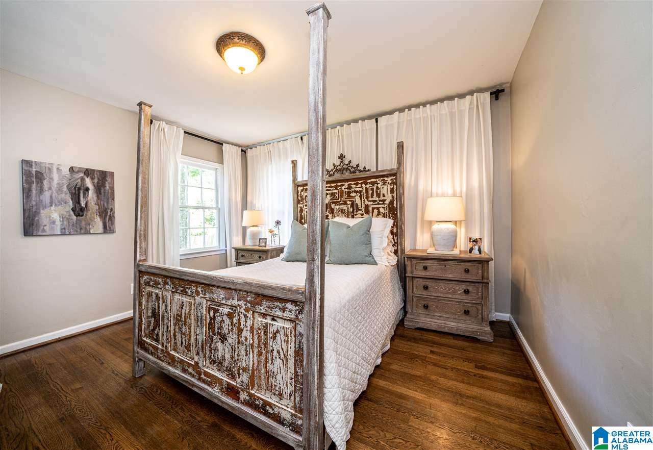 703 Broadway Street Birmingham, AL 35209 - Photo 20 of 32