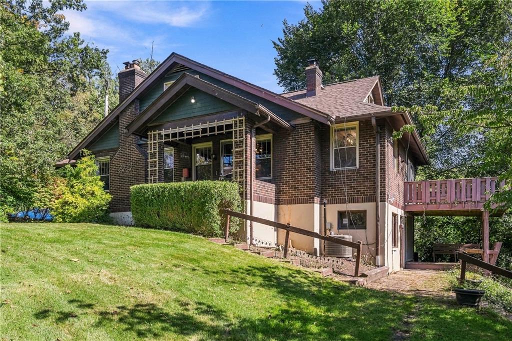 218 Elmore Road Pittsburgh, PA 15221 - Photo 27 of 34 Brick home in a great neighborhood