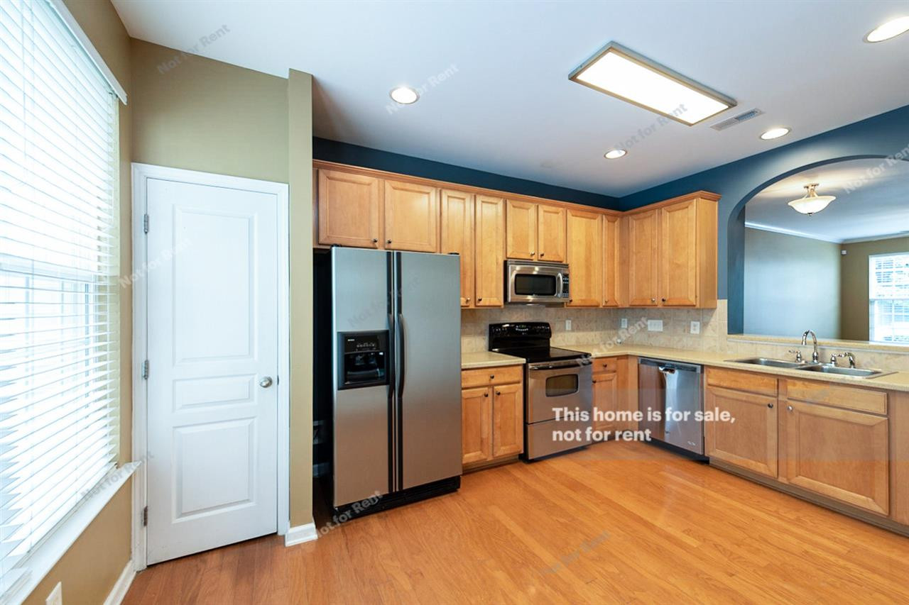 7819 Spungold Street Raleigh, NC 27617 - Photo 6 of 14 Photo 6
