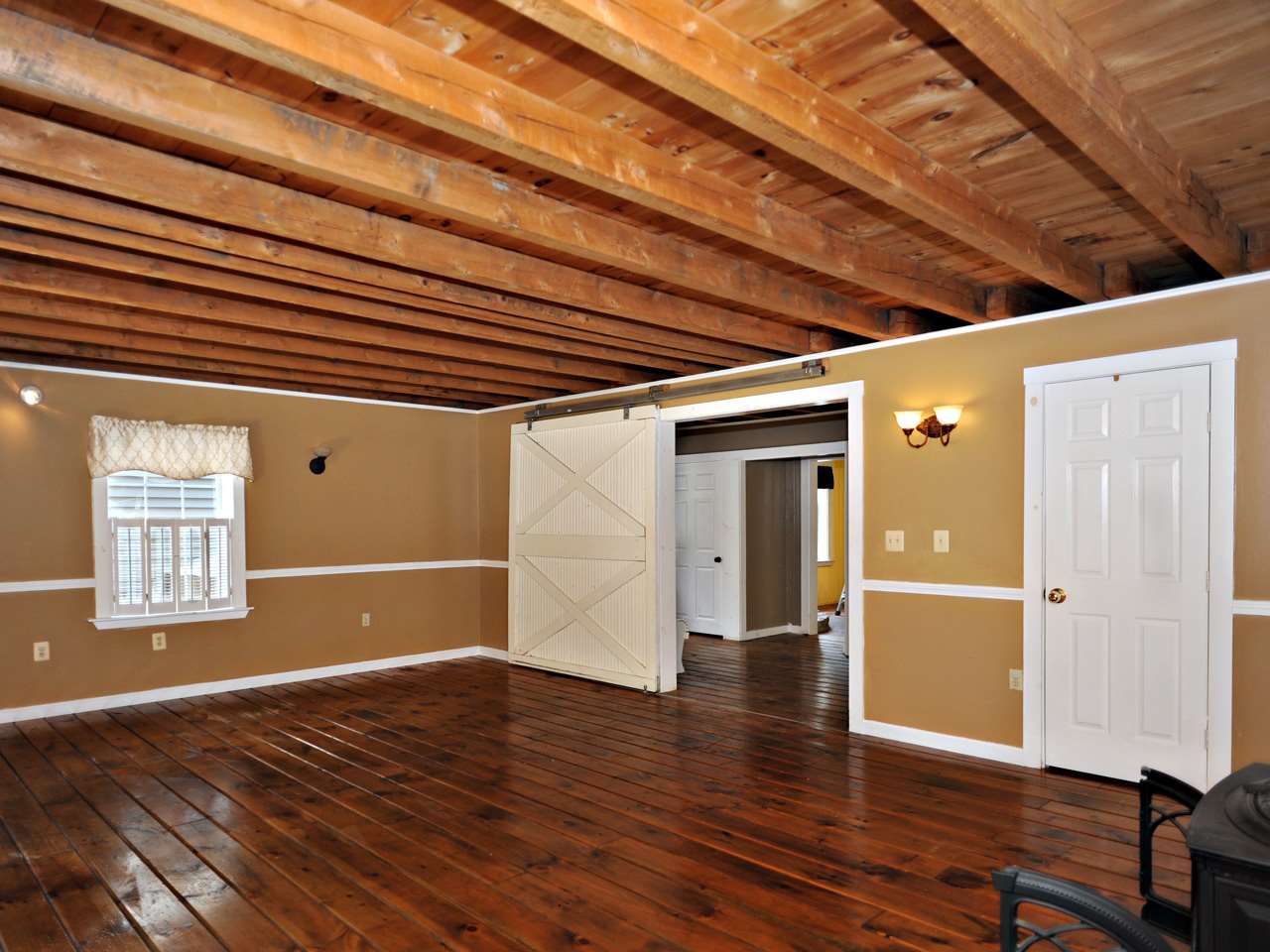 587 Main Street Fremont, NH 03044 - Photo 5 of 29
